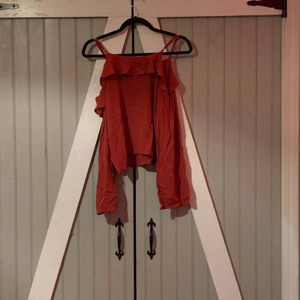 cold shoulder mossimo top